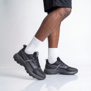 Trail Grip Sneakers – SPT581